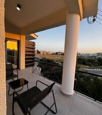 Emily's One Bedroom Flat Apartamento Pafos