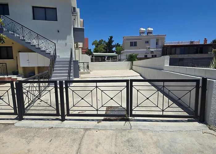 Emily's One Bedroom Flat Apartmán *