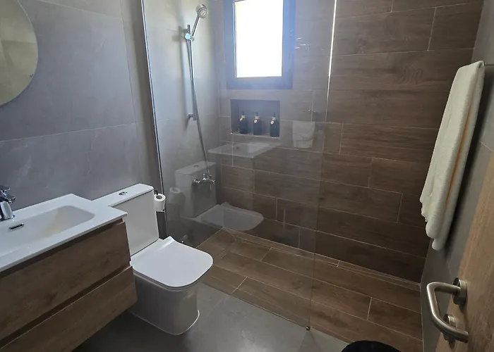 Emily's One Bedroom Flat Apartmán Paphos